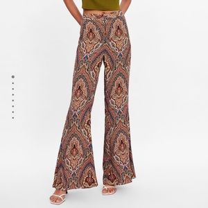 Zara Spring 2019 Paisley Printed Flare Pants S